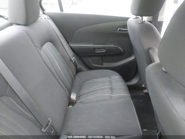 Chevrolet Sonic Lt Auto 2015 1G1JC5SH9F4150369 Image 8