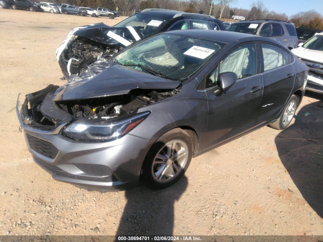 Chevrolet Cruze Lt Auto 2018 1G1BE5SM6J7147142 Image 2