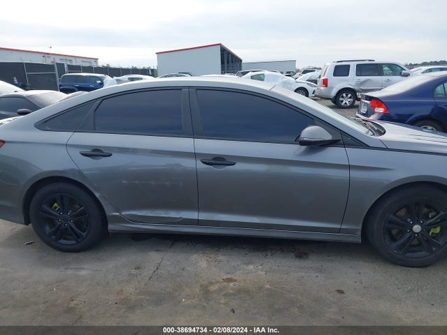 Hyundai SONATA SEL 2018 5NPE34AF7JH688610 Image 13