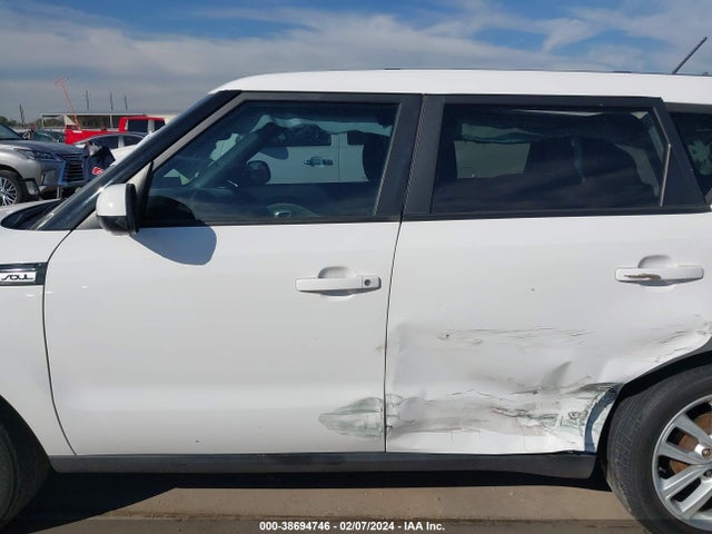 KIA SOUL + 2017 KNDJP3A52H7421572 Image 14