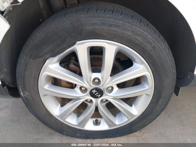 KIA SOUL + 2017 KNDJP3A52H7421572 Image 18