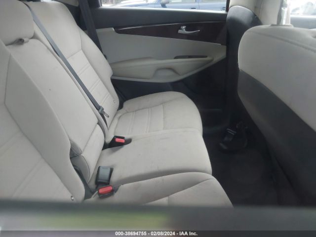 5XYPG4A37JG362669 KIA Sorento 2.4l Lx