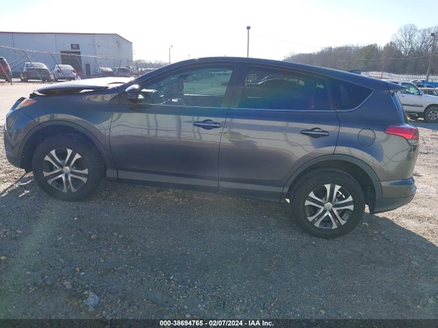 Toyota RAV4 LE 2018 2T3ZFREV8JW436848 Image 14