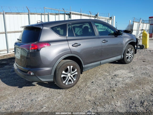Toyota RAV4 LE 2018 2T3ZFREV8JW436848 Image 4