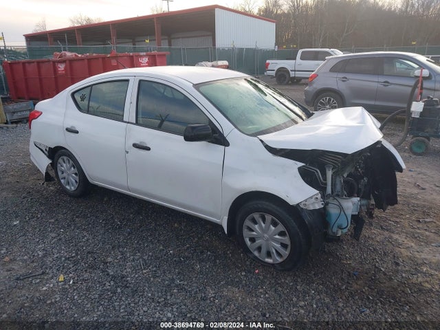 Nissan Versa 1.6 S 2015 3N1CN7AP9FL821213 main image