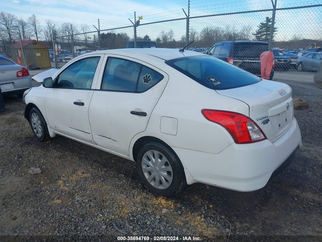 Nissan Versa 1.6 S 2015 3N1CN7AP9FL821213 Image 3