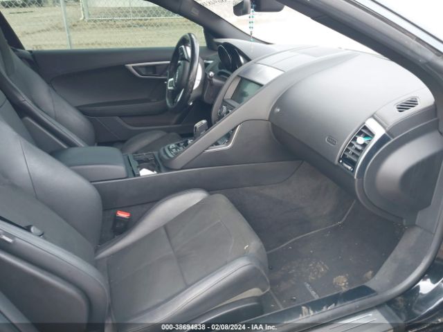 SAJDD1GX1KCK62059 Jaguar F-type P300