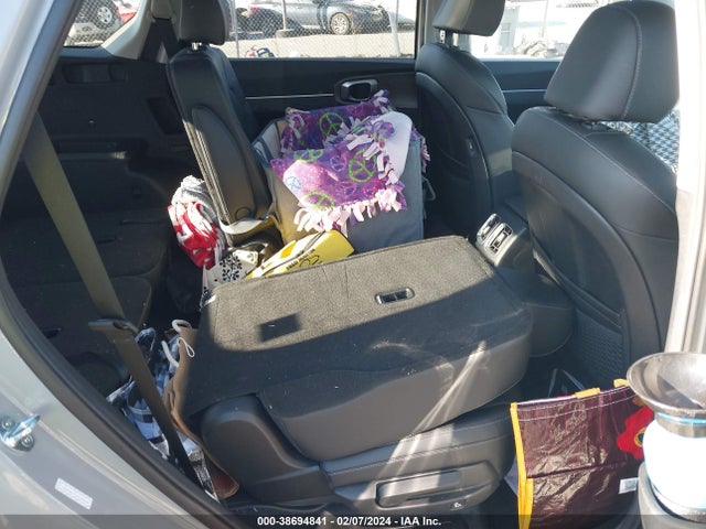 2022 KIA SORENTO EX VIN: 5XYRH4LFXNG132448