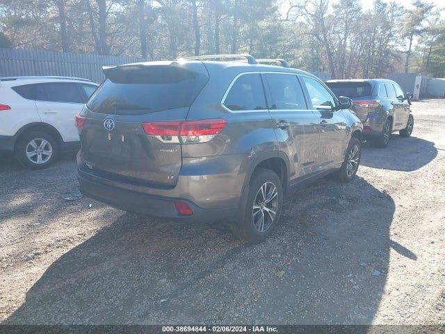 2018 TOYOTA HIGHLANDER HYBRID LE VIN: 5TDBGRFH9JS046057