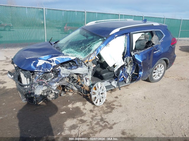 Nissan ROGUE SV 2017 KNMAT2MV6HP569399 Image 2