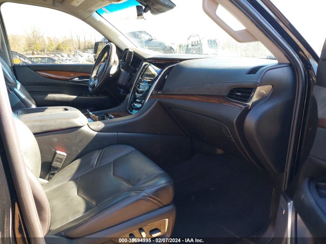 1GYS4HKJ9JR307112 Cadillac Escalade Esv Luxury