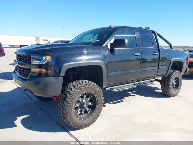 Chevrolet Silverado 1500 Wt 2017 1GCVKNEC3HZ321909 Image 2