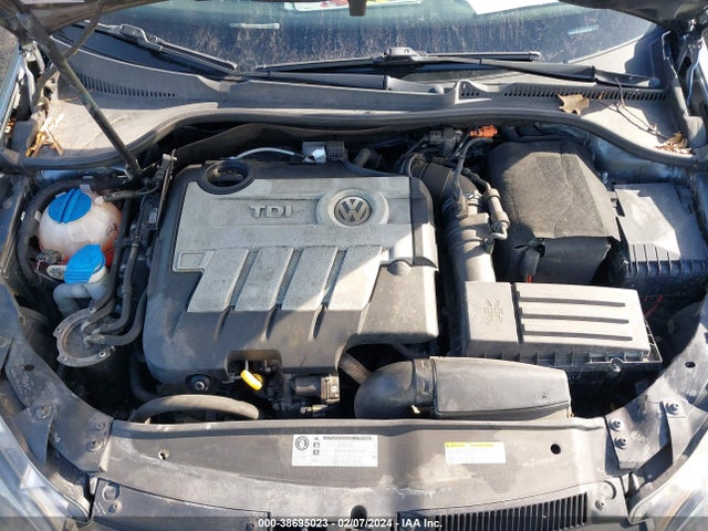 3VWPL7AJ5EM627915 Volkswagen Jetta Sportwagen 2.0l Tdi