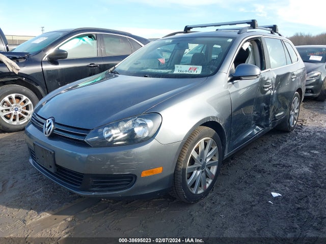 3VWPL7AJ5EM627915 Volkswagen Jetta Sportwagen 2.0l Tdi