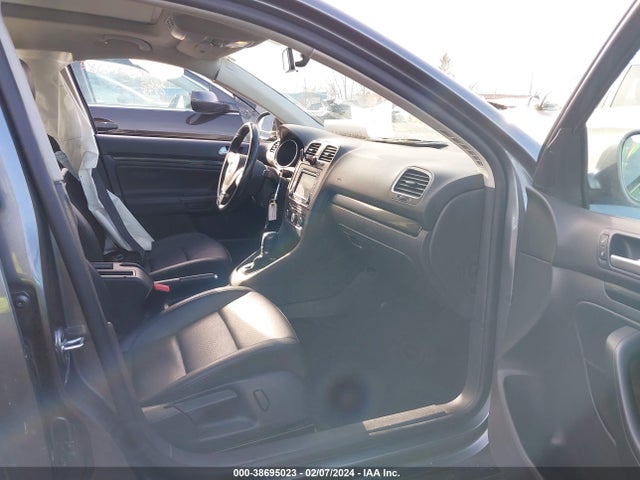 3VWPL7AJ5EM627915 Volkswagen Jetta Sportwagen 2.0l Tdi