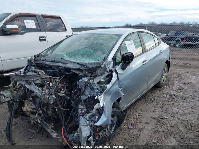 Chevrolet Cruze Ls Auto 2018 1G1BC5SM9J7125030 Image 13