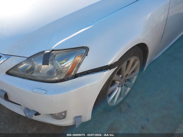 2009 LEXUS IS 250 VIN: JTHCK262795032406
