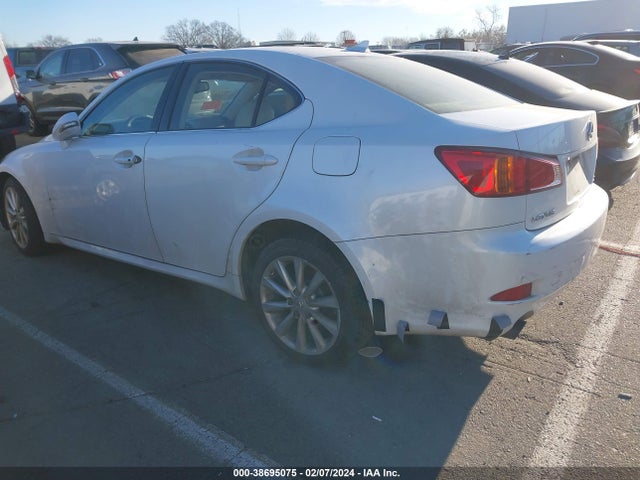 2009 LEXUS IS 250 VIN: JTHCK262795032406