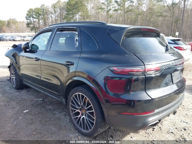 2019 PORSCHE CAYENNE WP1AA2AY7KDA14005 Photo 2