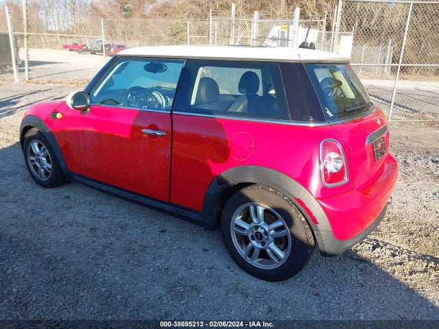 2012 MINI COOPER WMWSU3C59CT369526 Photo 2