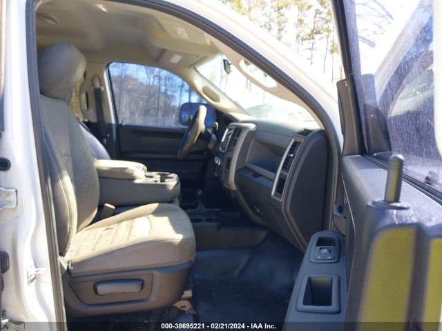 RAM 2500 Tradesman  4x4 8' Box 2017 3C6TR5HT3HG547079 Image 5