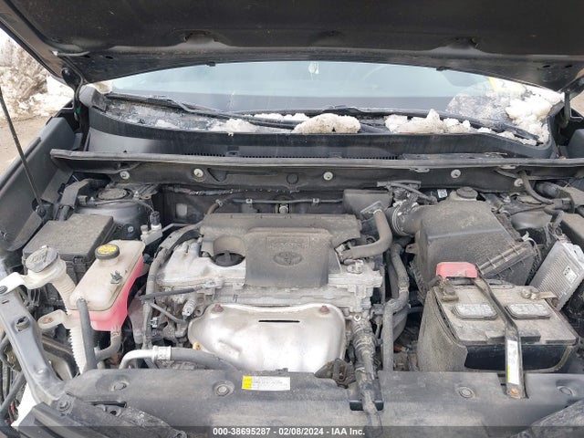 Toyota Rav4 Xle 2018 2T3RFREV7JW820443 Image 10