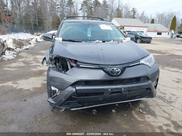 Toyota Rav4 Xle 2018 2T3RFREV7JW820443 Image 12