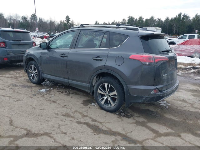 Toyota Rav4 Xle 2018 2T3RFREV7JW820443 Image 3