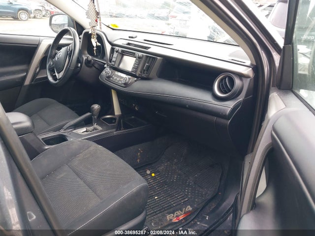 Toyota Rav4 Xle 2018 2T3RFREV7JW820443 Image 5