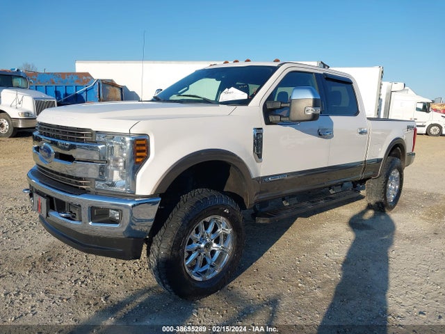 Ford F-250 King Ranch 2018 1FT7W2BT9JEC98049 Image 2