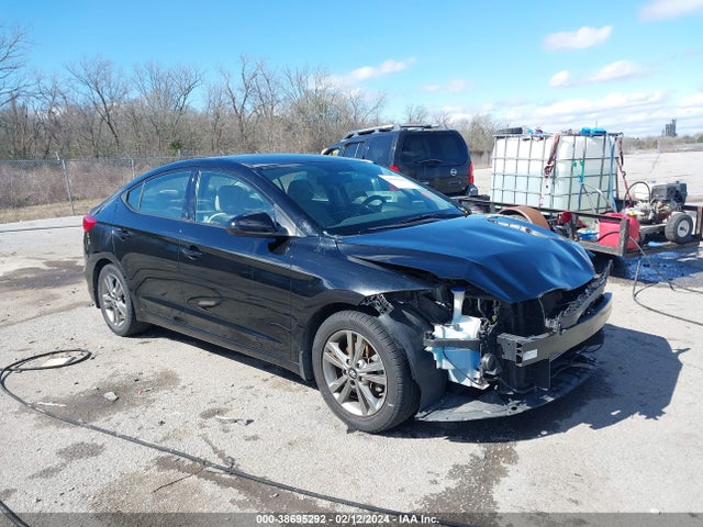 2018 5NPD84LFXJH389414 main image