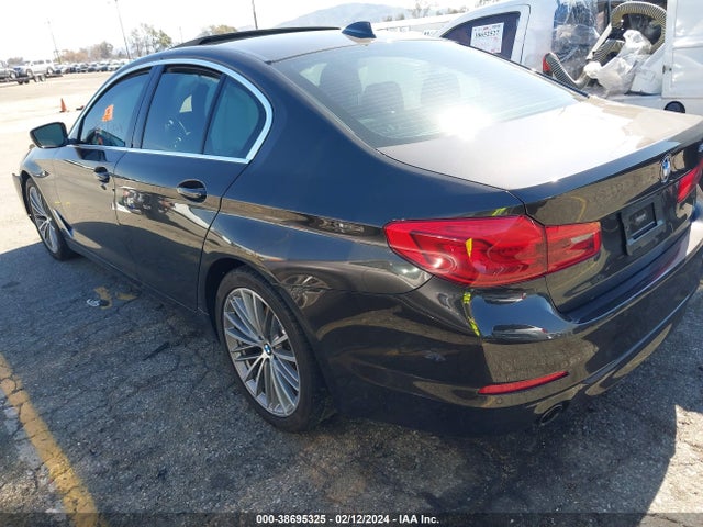 BMW 530I 2019 WBAJA5C54KWW37458 Image 3