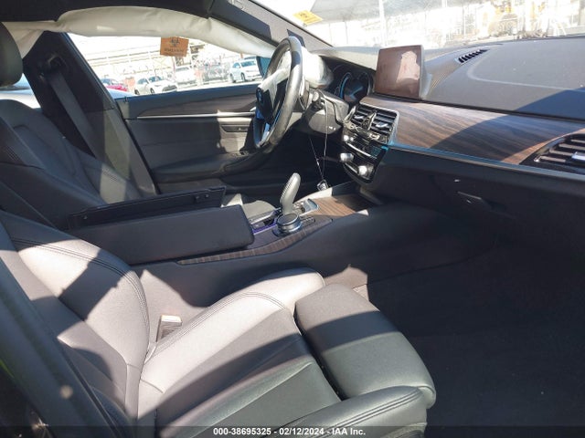 BMW 530I 2019 WBAJA5C54KWW37458 Image 5