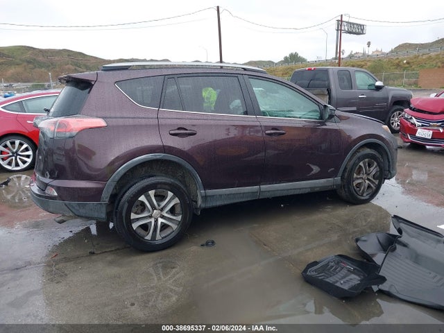 Toyota RAV4 LE 2017 2T3ZFREV9HW380462 Image 13