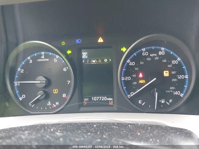 Toyota RAV4 LE 2017 2T3ZFREV9HW380462 Image 7
