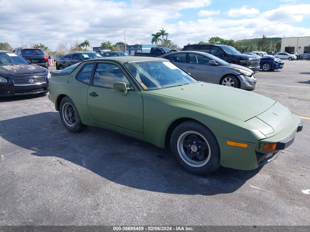 1983 PORSCHE 944 WP0AA0948DN463875 Photo 0