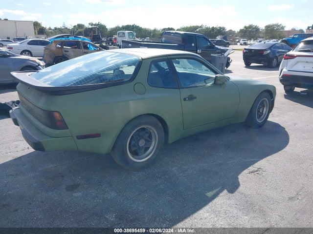 1983 PORSCHE 944 WP0AA0948DN463875 Photo 3