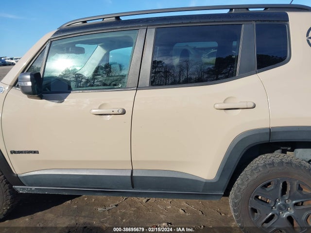 Jeep Renegade Deserthawk 4x4 2017 ZACCJBCB9HPF44019 Image 14