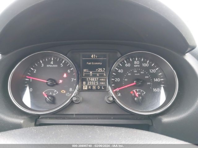 JN8AS5MT3EW100120 Nissan Rogue Select S