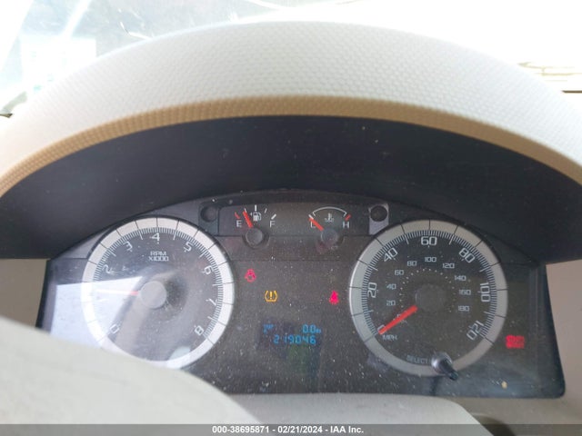 2008 FORD ESCAPE XLT VIN: 1FMCU93178KA95260