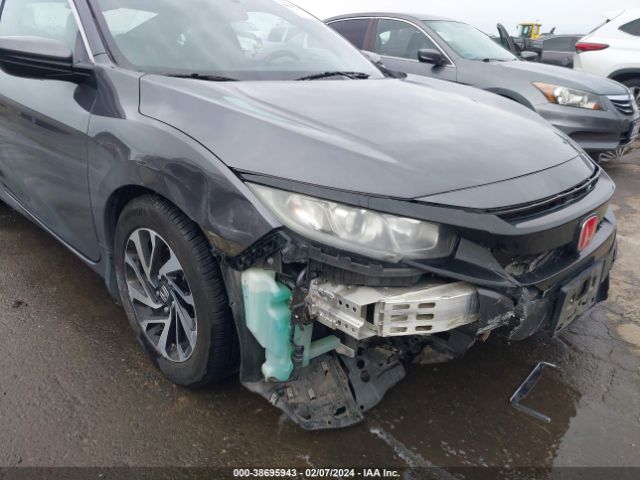 2HGFC4B00GH303700 Honda Civic Lx-p