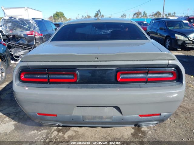 2C3CDZAG4JH161664 Dodge Challenger Sxt Plus
