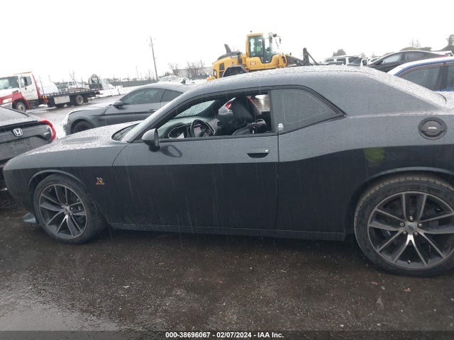 Dodge Challenger R/t Scat Pack 2018 2C3CDZFJXJH171121 Image 14