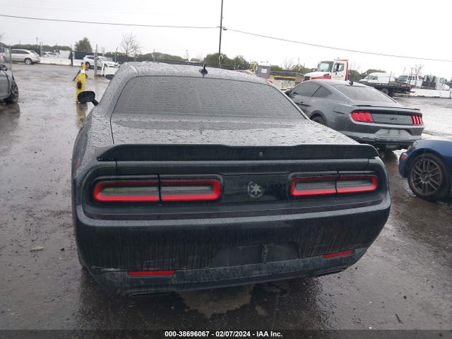 Dodge Challenger R/t Scat Pack 2018 2C3CDZFJXJH171121 Image 16