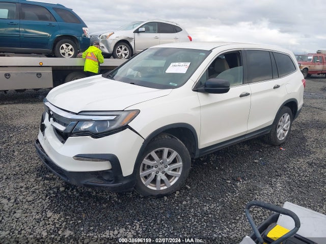 Honda PILOT LX 2019 5FNYF6H16KB060466 Image 2