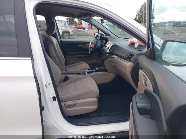 Honda PILOT LX 2019 5FNYF6H16KB060466 Image 5