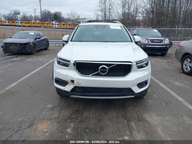 YV4AC2HK9M2419887 Volvo Xc40 T4 Momentum