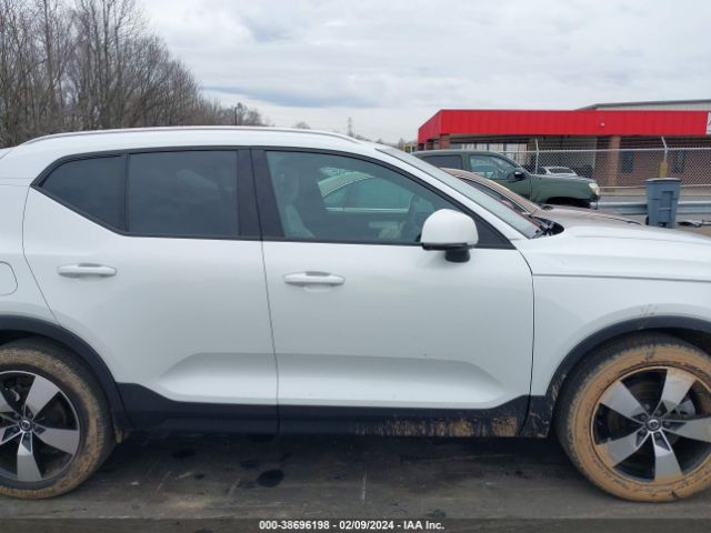 YV4AC2HK9M2419887 Volvo Xc40 T4 Momentum