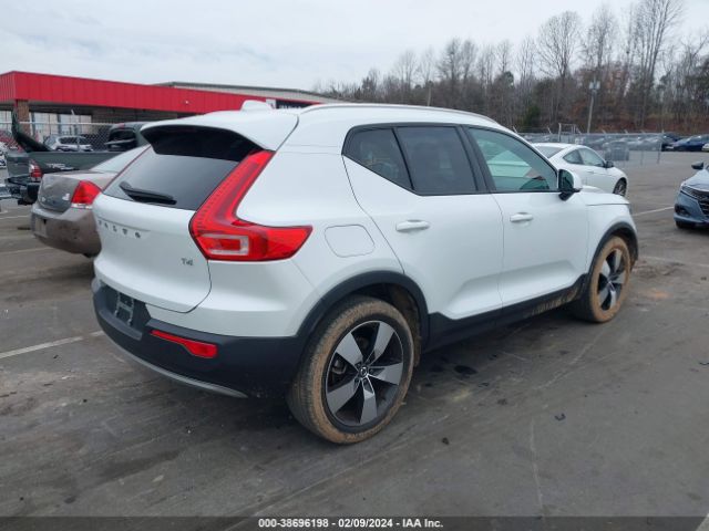 YV4AC2HK9M2419887 Volvo Xc40 T4 Momentum
