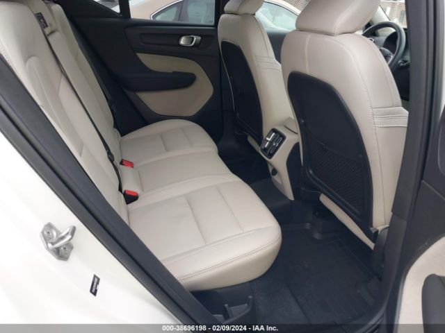 YV4AC2HK9M2419887 Volvo Xc40 T4 Momentum